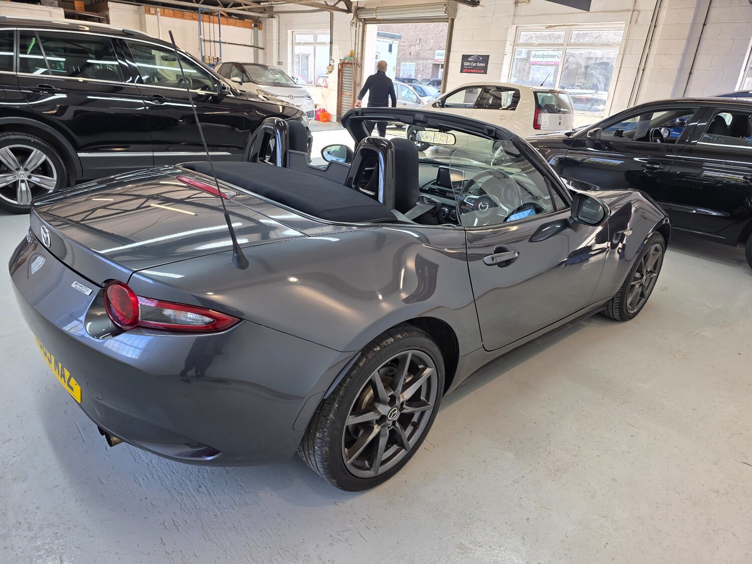 Used Mazda MX-5 2015 for sale - 77740159: Photo 9