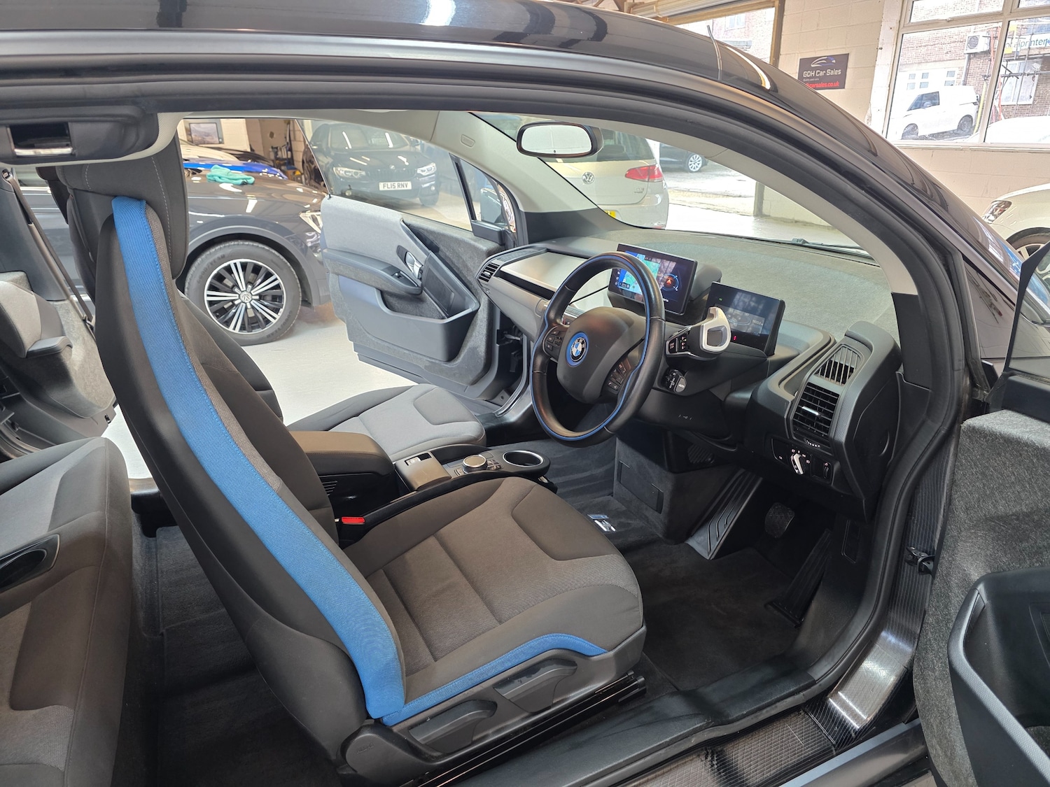 Used BMW i3 2020 for sale - 77247700: Photo 32