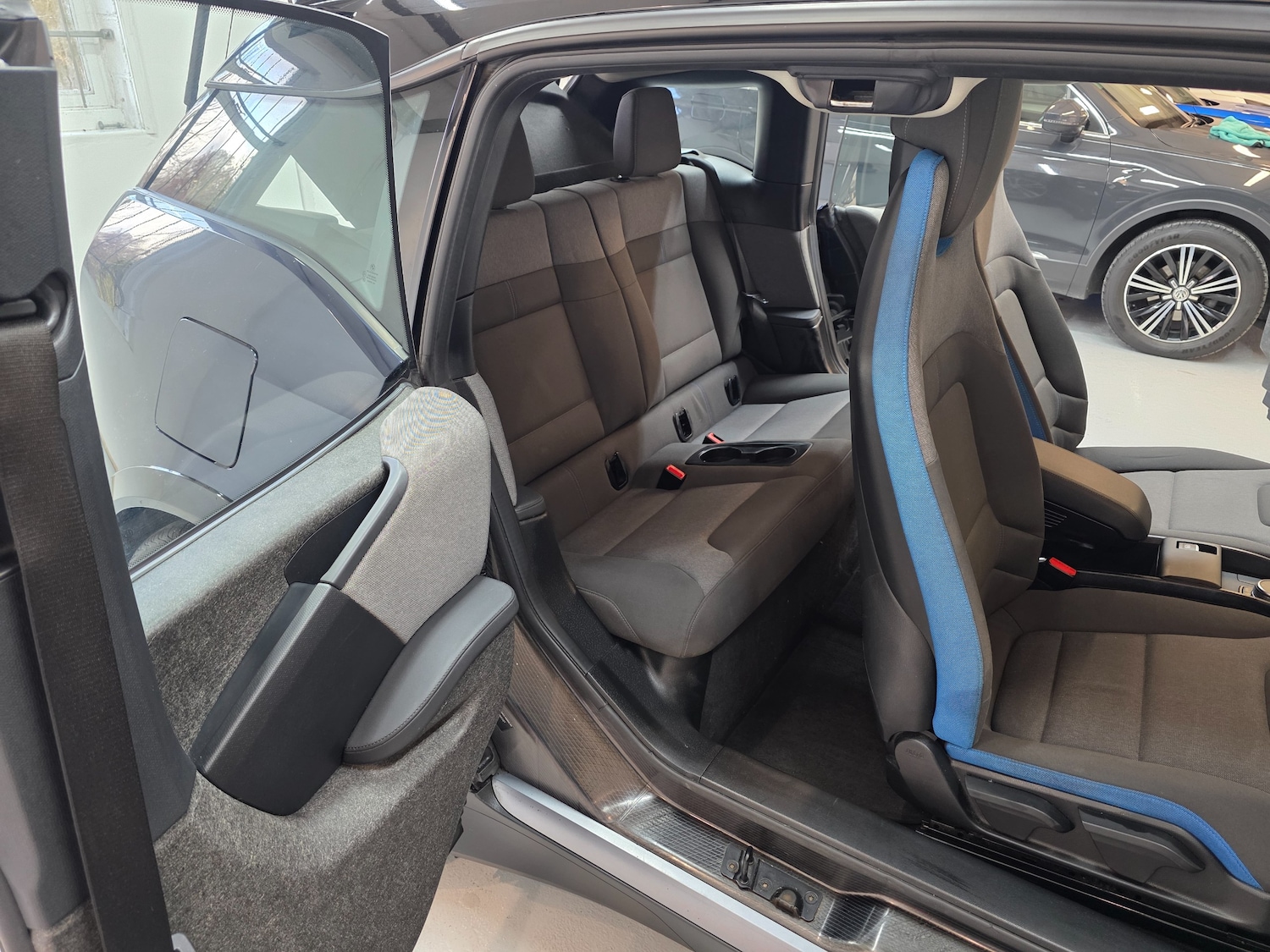 Used BMW i3 2020 for sale - 77247700: Photo 35