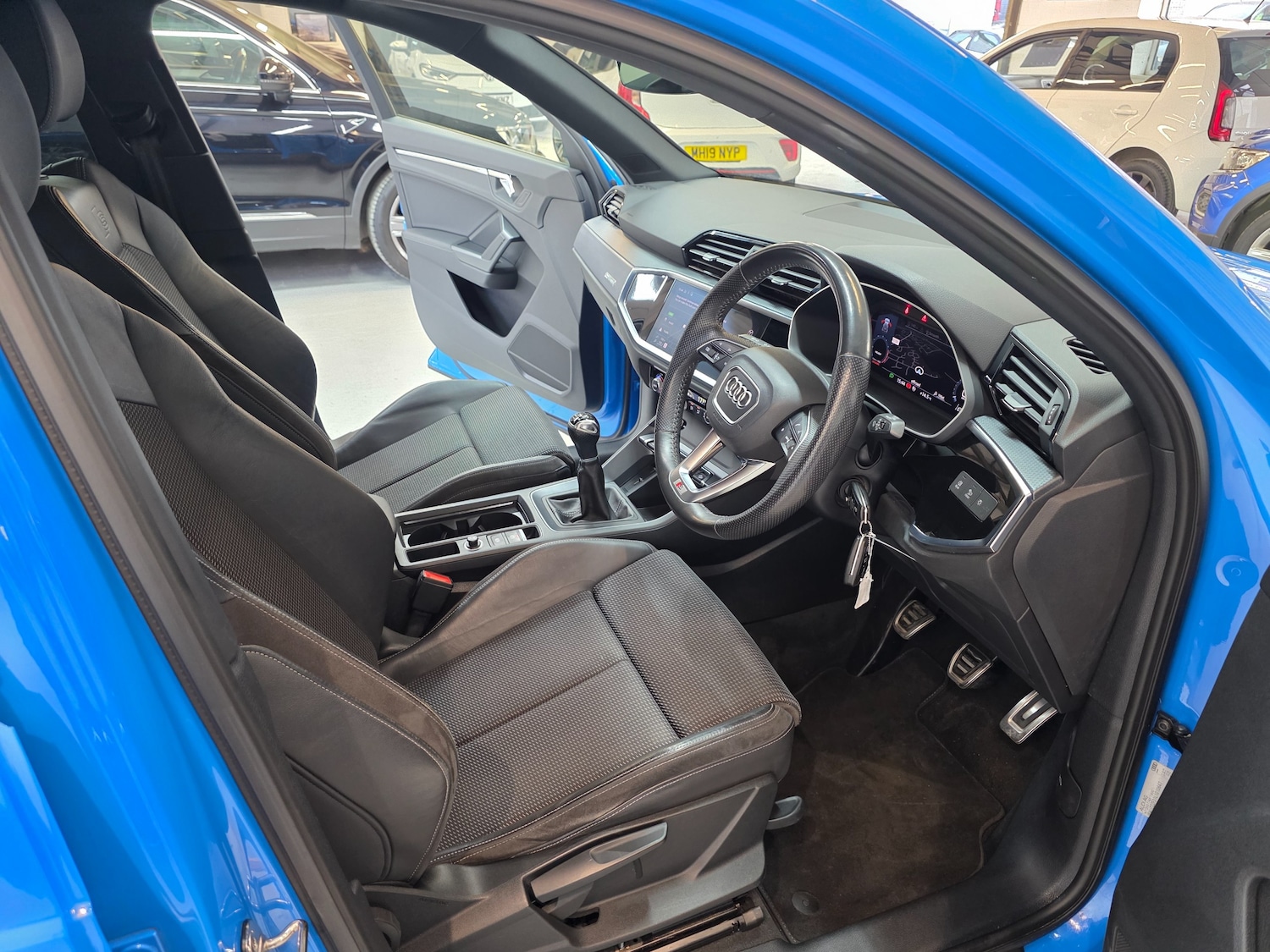 Used Audi Q3 2020 for sale - 77666015: Photo 2