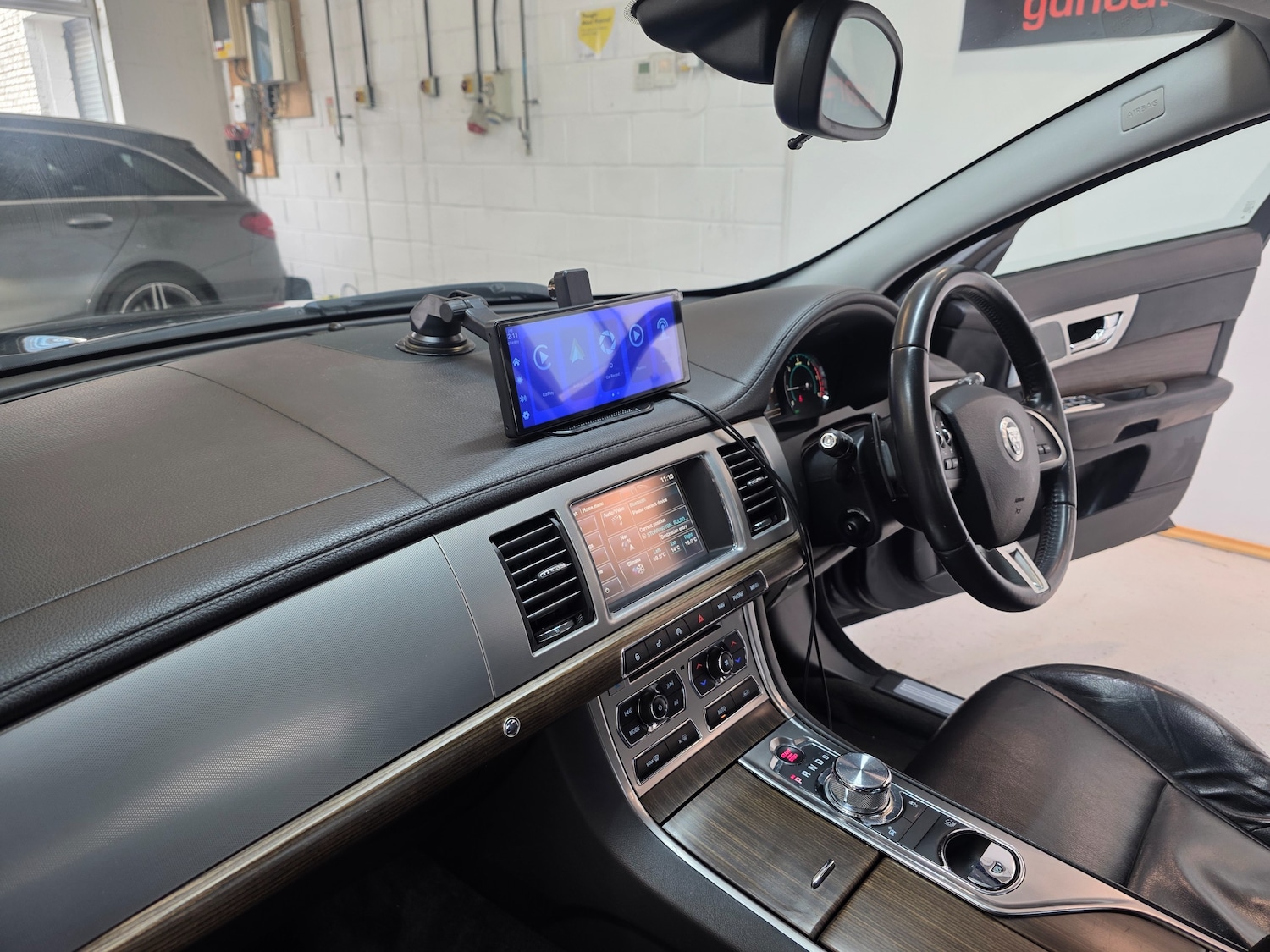 Used Jaguar XF 2012 for sale - 76588735: Photo 26