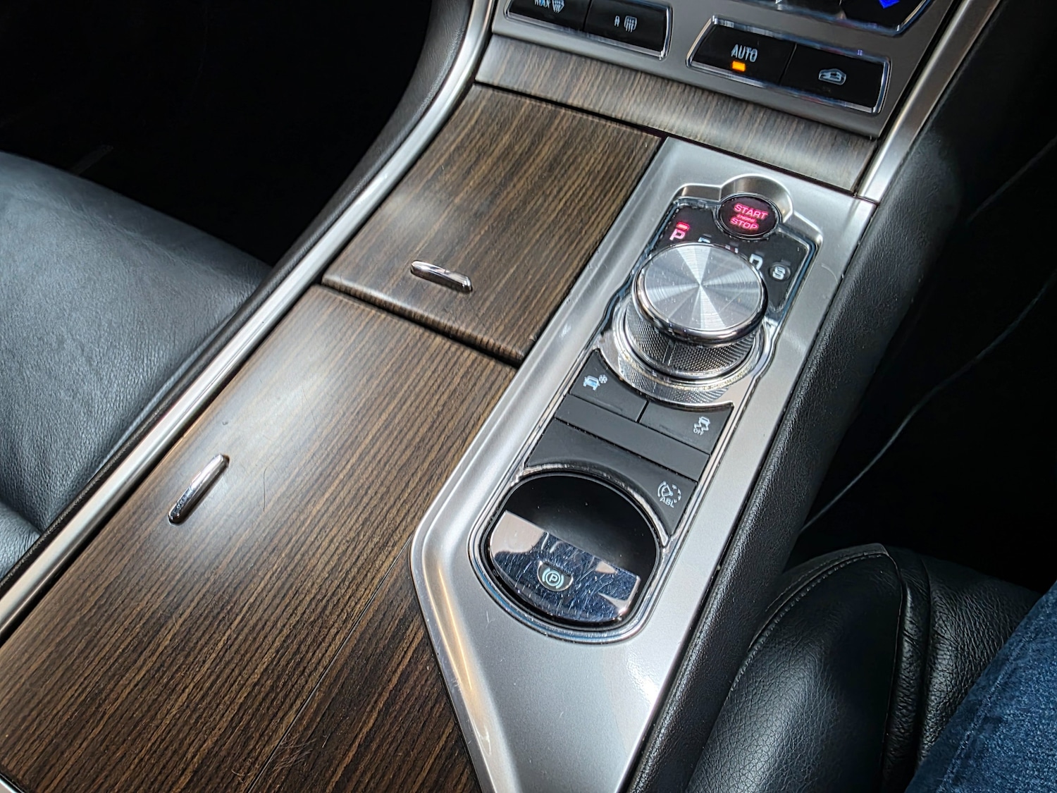 Used Jaguar XF 2012 for sale - 76588735: Photo 37