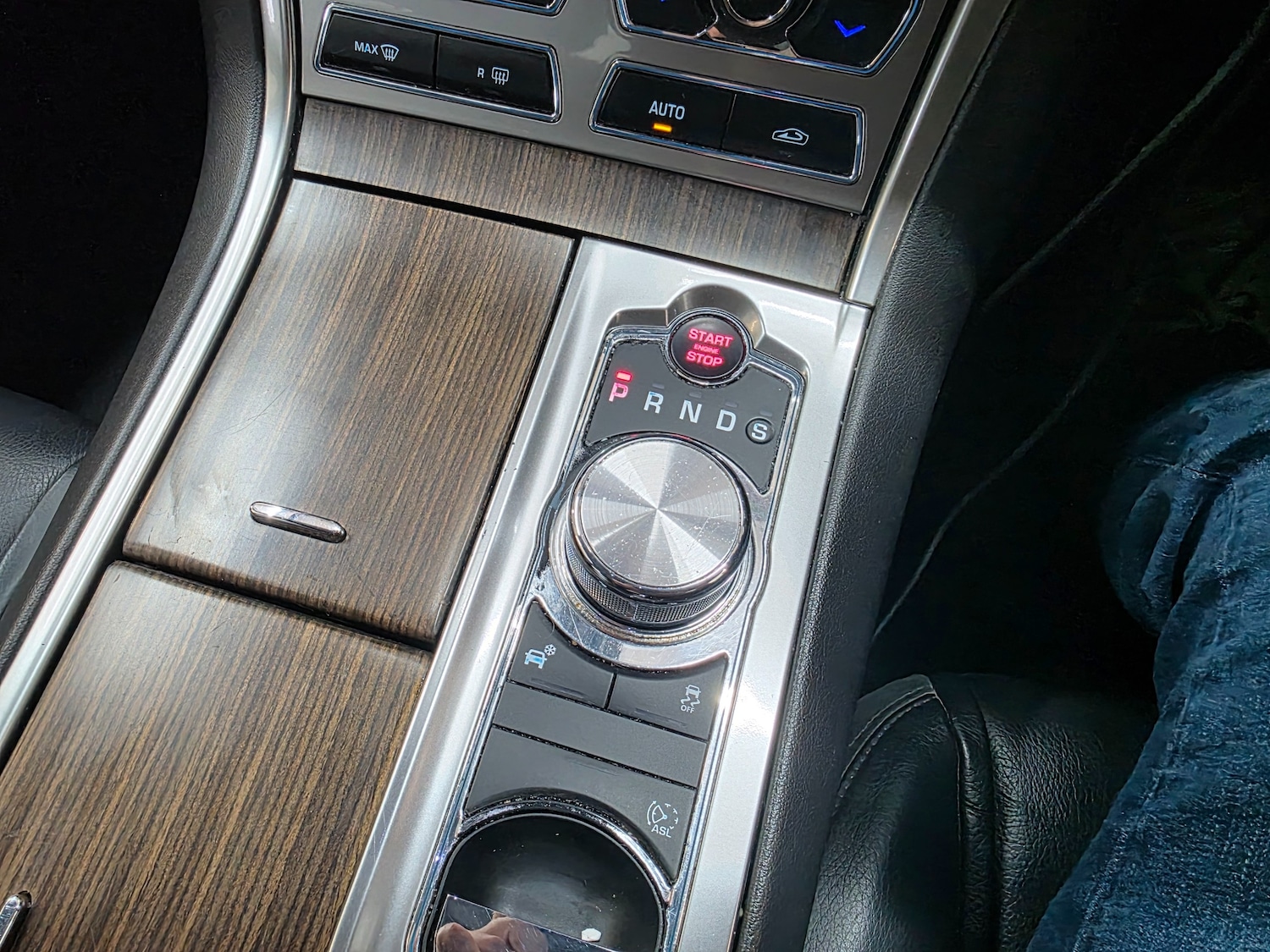 Used Jaguar XF 2012 for sale - 76588735: Photo 38