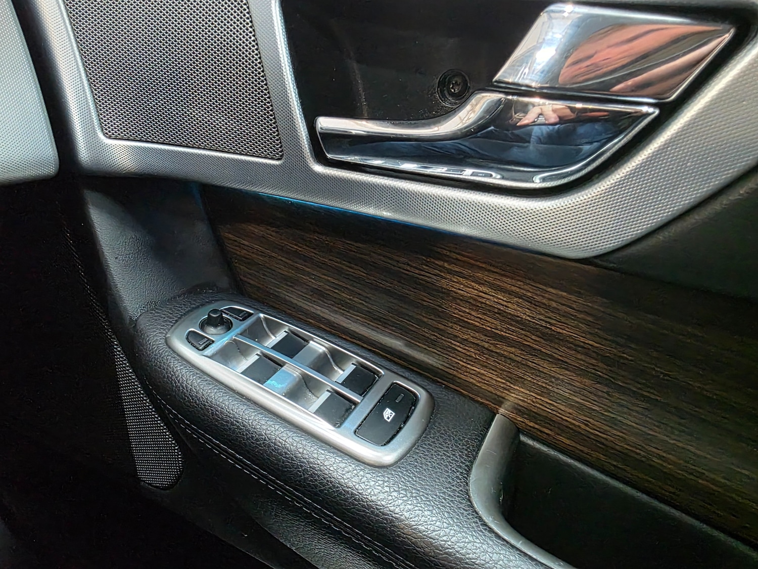 Used Jaguar XF 2012 for sale - 76588735: Photo 41