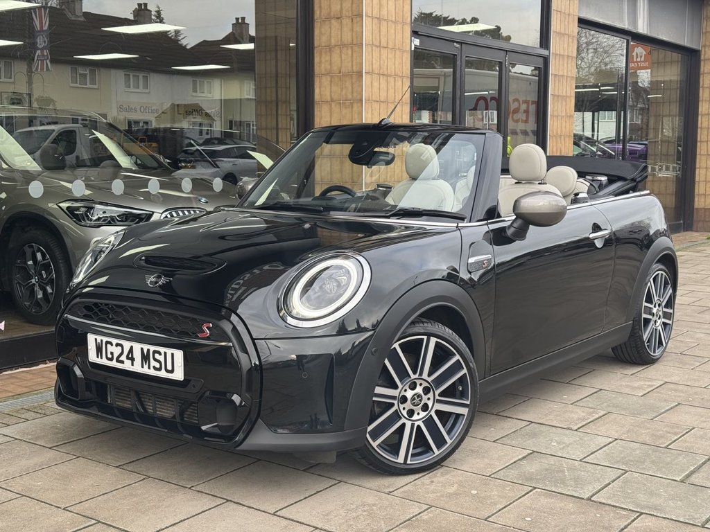 Used MINI Convertible 2024 for sale - 77452388: Photo 16