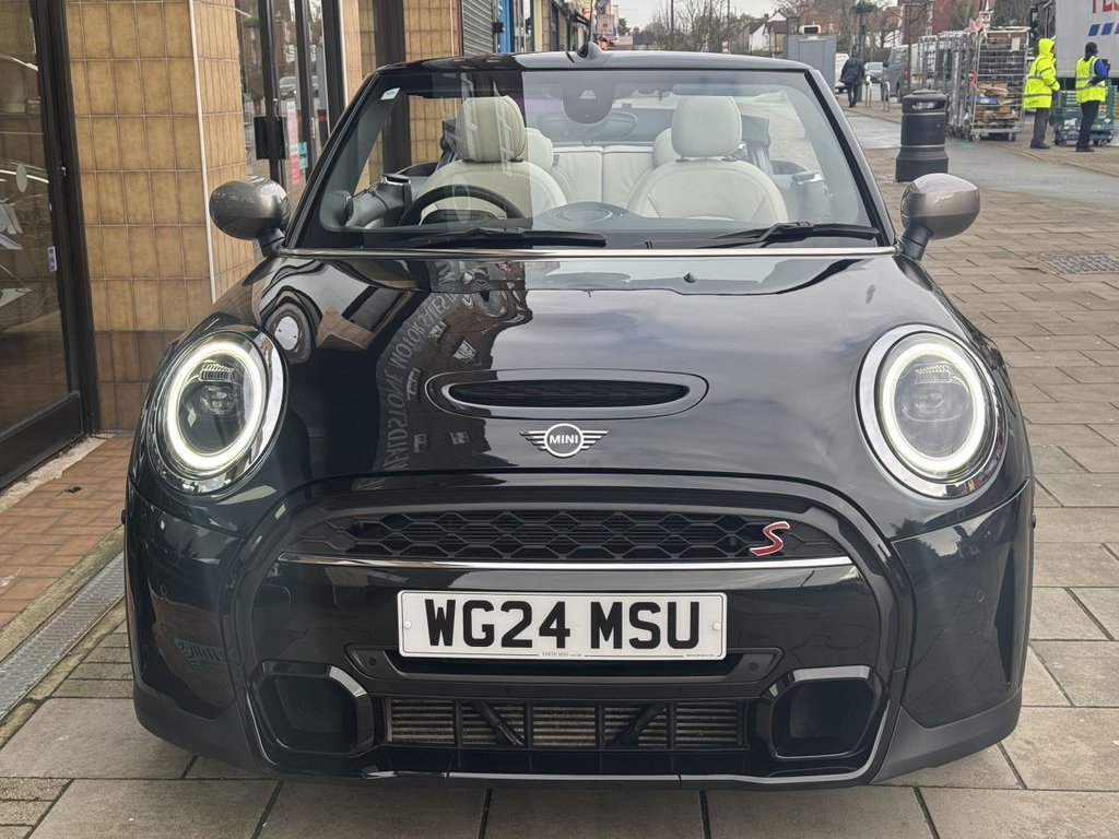 Used MINI Convertible 2024 for sale - 77452388: Photo 18