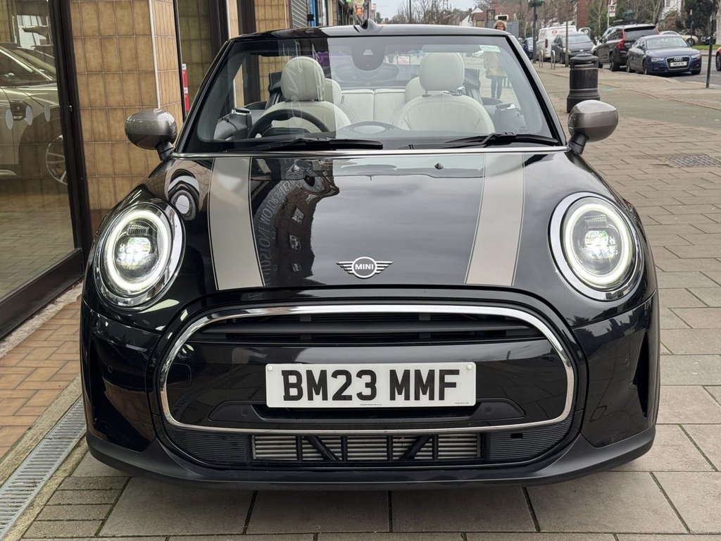 Used MINI Convertible 2023 for sale - 76950530: Photo 8