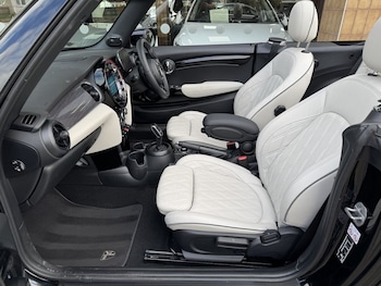 Used MINI Convertible 2024 for sale - 78658758: Photo