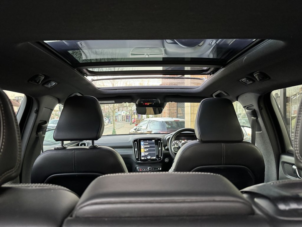 Used Volvo XC40 2020 for sale - 76934626: Photo 3