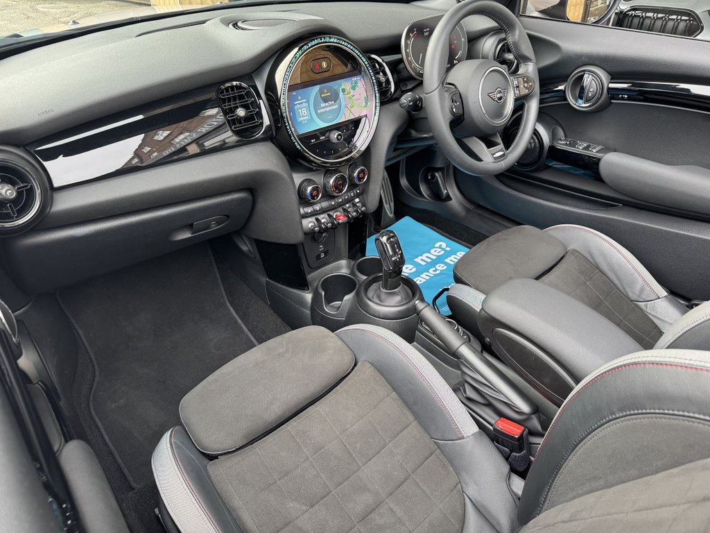 Used MINI Convertible 2023 for sale - 77583539: Photo 25