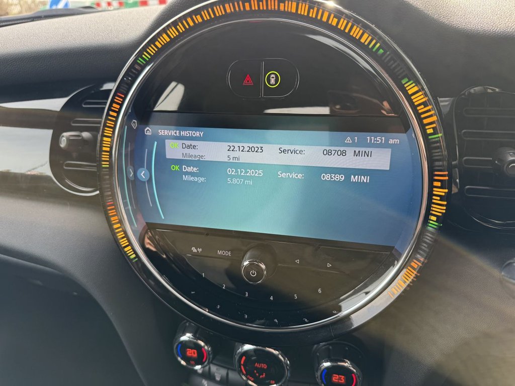 Used MINI Convertible 2023 for sale - 77583539: Photo 9