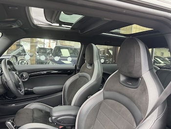 Used MINI Hatch 2021 for sale - 78350590: Photo