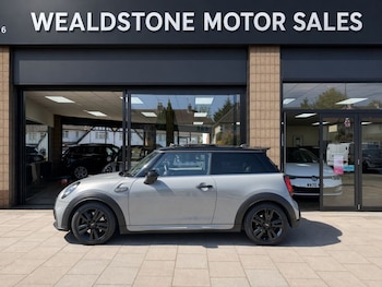 Used MINI Hatch 2021 for sale - 78350590: Photo