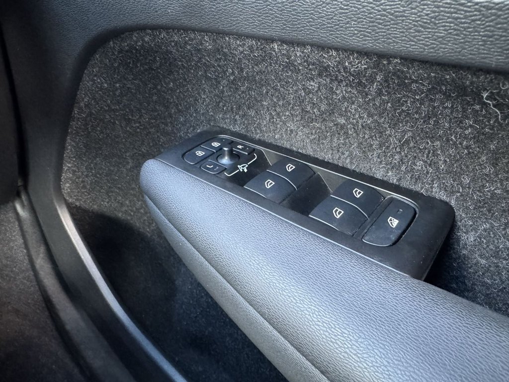 Used Volvo XC40 2021 for sale - 77031127: Photo 20