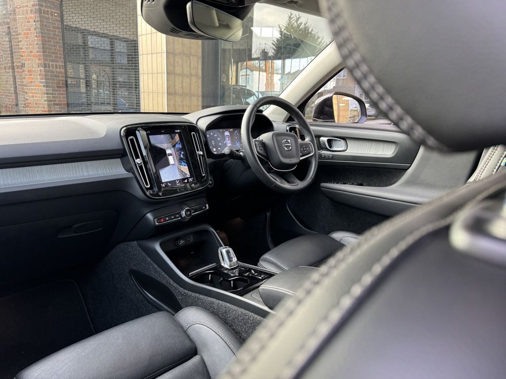 Used Volvo XC40 2021 for sale - 76665486: Photo 4