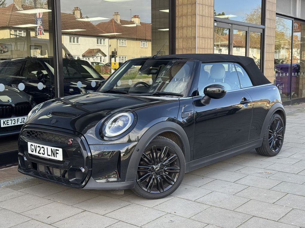 Used MINI Convertible 2023 for sale - 78069145: Photo 10