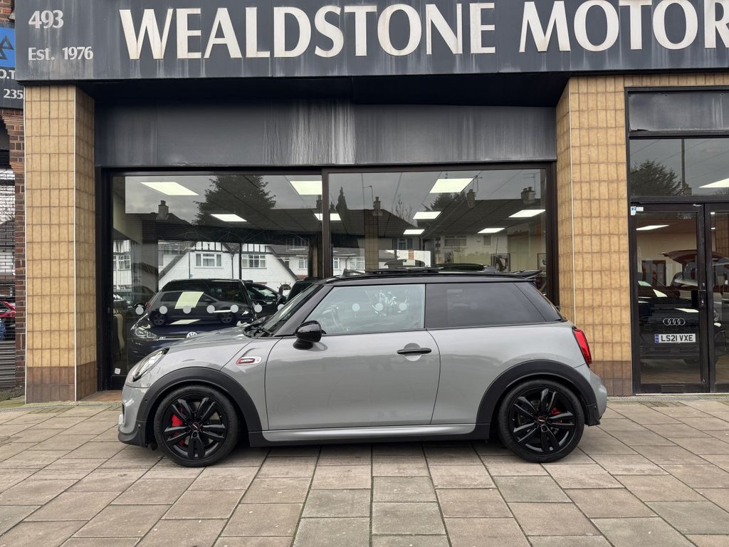 Used MINI Hatch 2019 for sale - 77096298: Photo 6