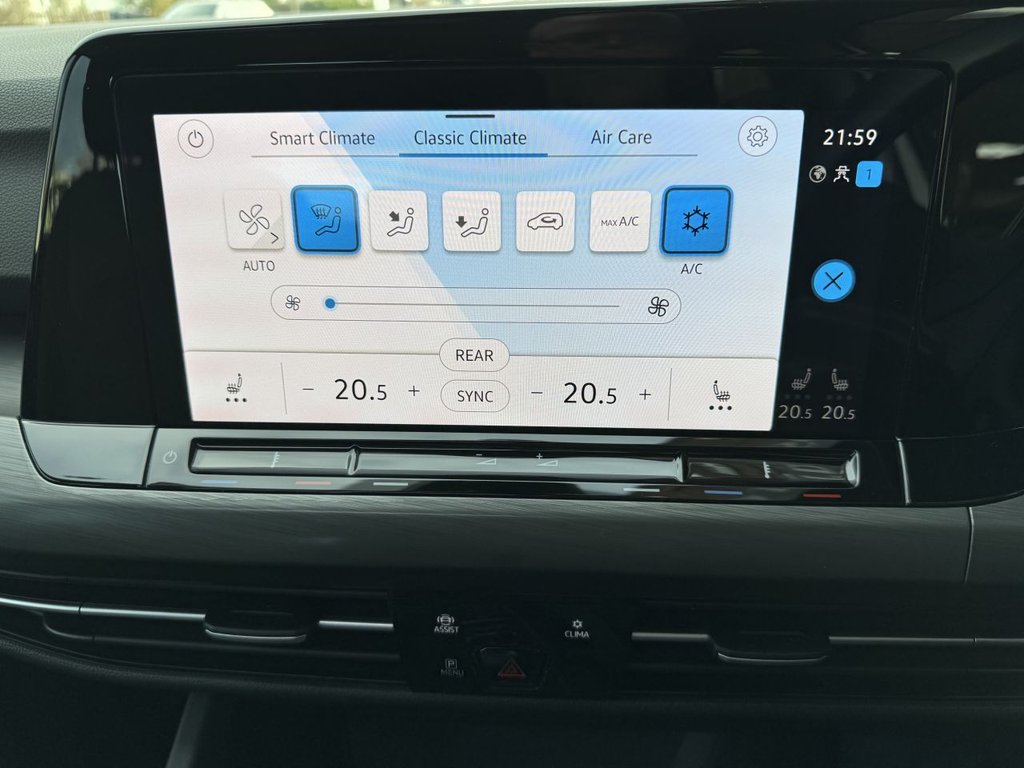 Used Volkswagen Golf 2020 for sale - 76670555: Photo 10