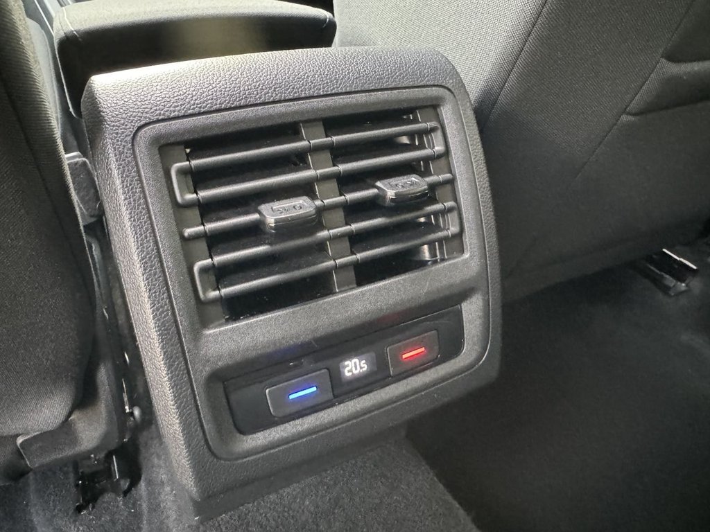 Used Volkswagen Golf 2020 for sale - 76670555: Photo 6