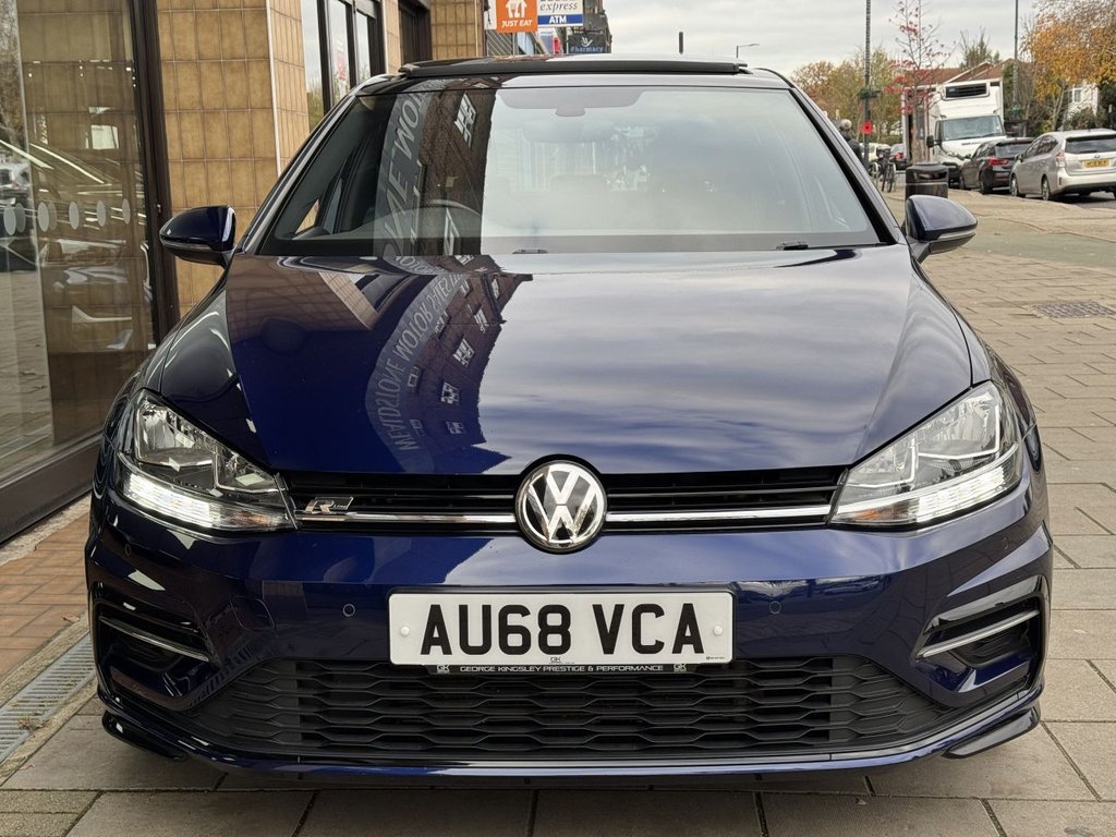 Used Volkswagen Golf 2018 for sale - 76855190: Photo 2