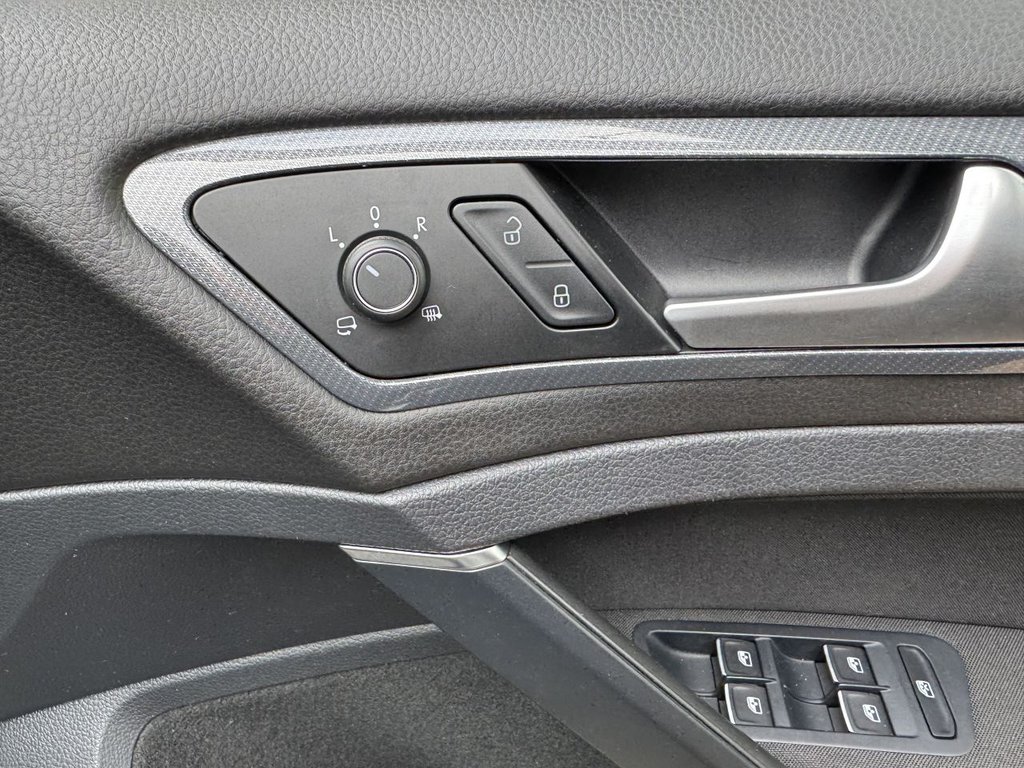 Used Volkswagen Golf 2018 for sale - 76855190: Photo 20