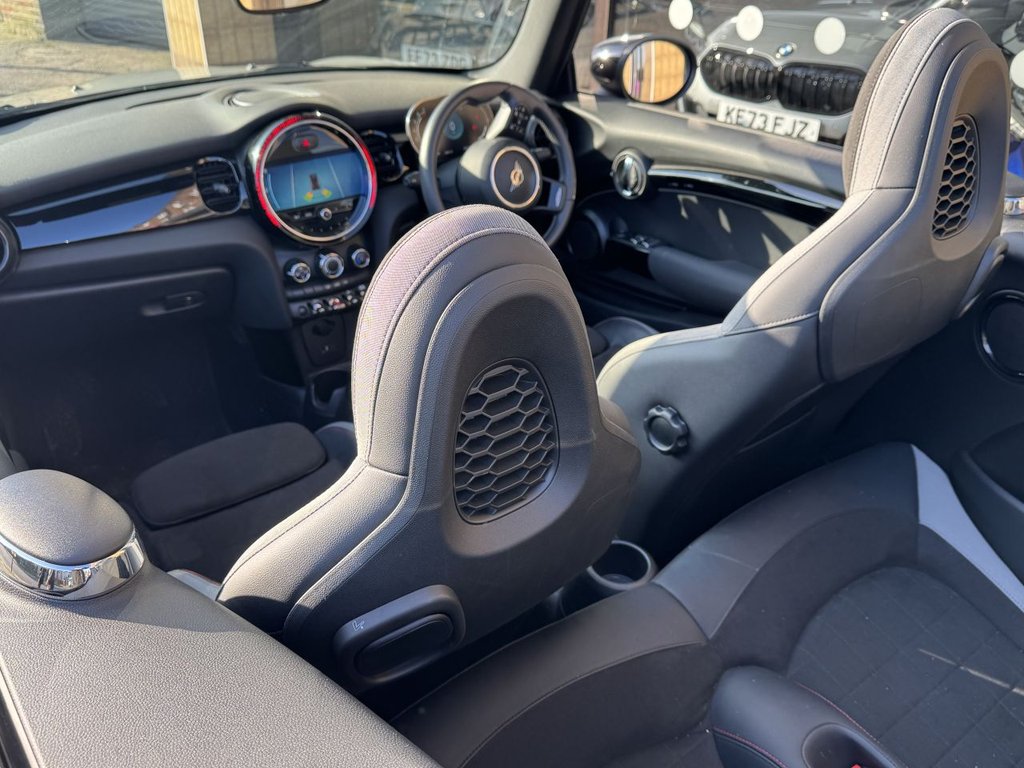 Used MINI Convertible 2022 for sale - 77765048: Photo 4