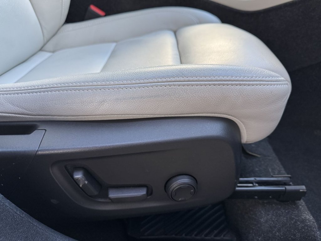 Used Volvo XC40 2020 for sale - 76647303: Photo 15