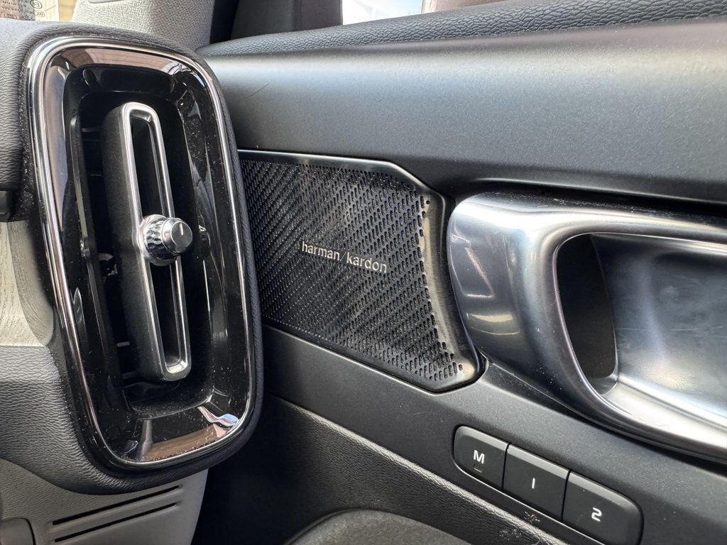 Used Volvo XC40 2020 for sale - 76647303: Photo 19