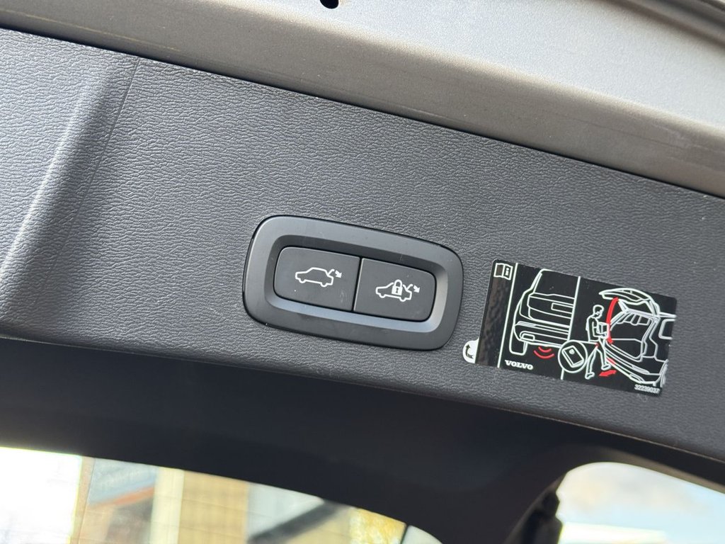 Used Volvo XC40 2020 for sale - 76647303: Photo 8