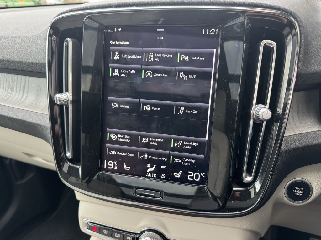 Used Volvo XC40 2021 for sale - 77263904: Photo 11