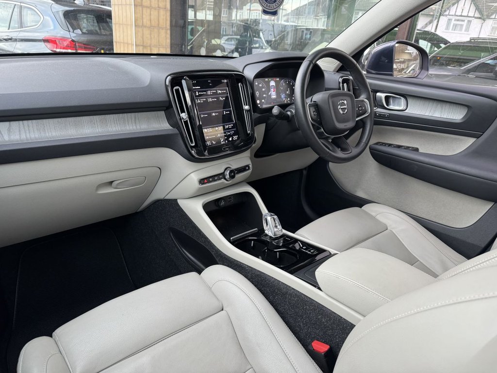Used Volvo XC40 2021 for sale - 77263904: Photo 6