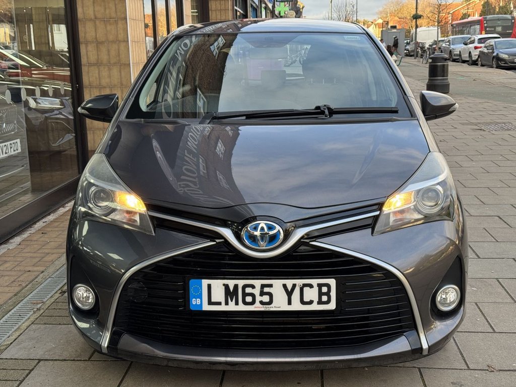 Used Toyota Yaris 2015 for sale - 77263351: Photo 2