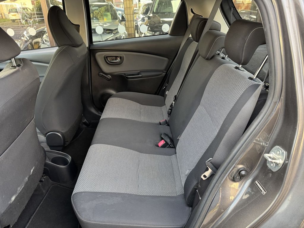 Used Toyota Yaris 2015 for sale - 77263351: Photo 6