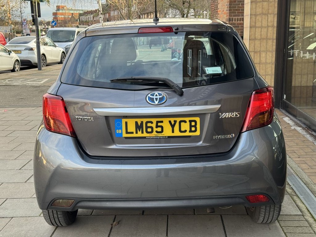 Used Toyota Yaris 2015 for sale - 77263351: Photo 8