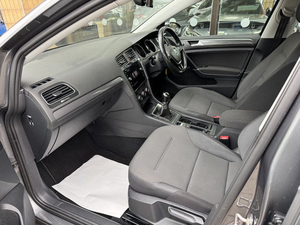 Used Volkswagen Golf 2017 for sale - 76973658: Photo 13