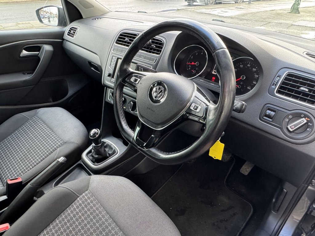 Used Volkswagen Polo 2017 for sale - 77394472: Photo 7