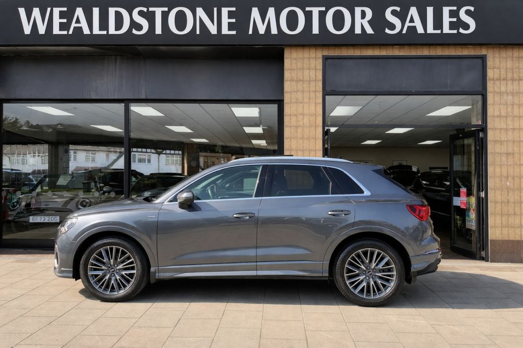 Used Audi Q3 2021 for sale - 78021990: Photo 2