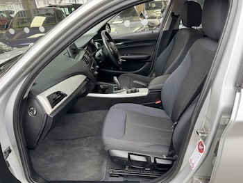 Used BMW 1 Series 2012 for sale - 77328102: Photo