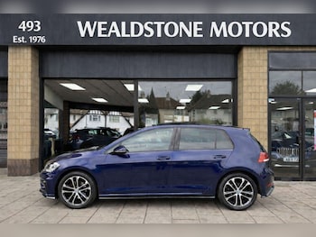 Used Volkswagen Golf 2018 for sale - 77692677: Photo