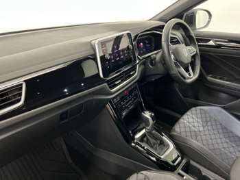 Used Volkswagen T-Roc 2022 for sale - 74895620: Photo