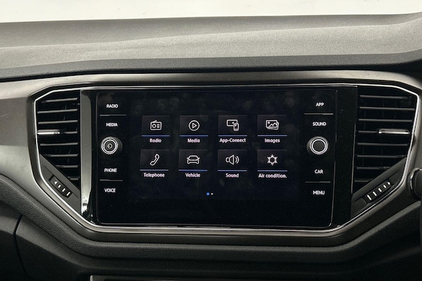 Used Volkswagen T-Roc 2019 for sale - 76239240: Photo 12