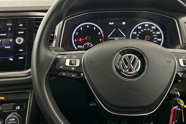 Used Volkswagen T-Roc 2019 for sale - 76239240: Photo 14