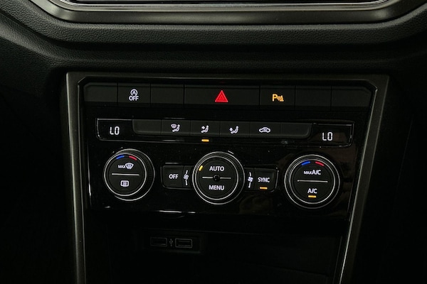 Used Volkswagen T-Roc 2019 for sale - 76239240: Photo 17