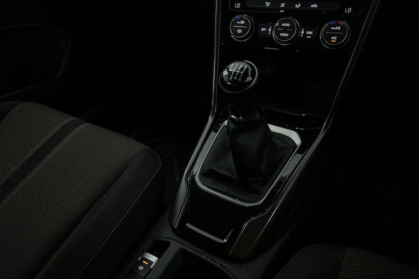 Used Volkswagen T-Roc 2019 for sale - 76239240: Photo 22