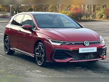 Volkswagen - Golf