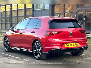 Used Volkswagen Golf 2024 for sale - 76227928: Photo 3
