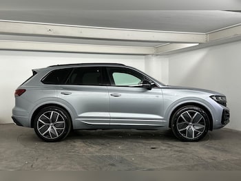 Used Volkswagen Touareg 2025 for sale - 76024724: Photo