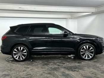 Used Volkswagen Touareg 2023 for sale - 74860894: Photo