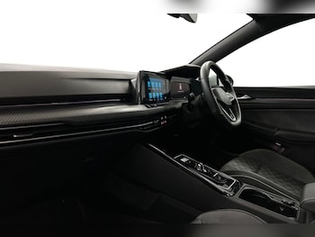 Used Volkswagen Golf 2024 for sale - 75953823: Photo
