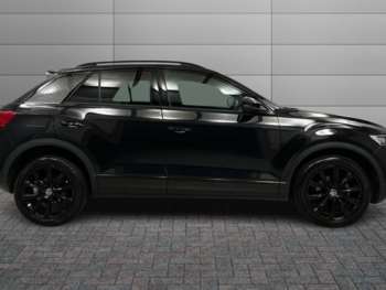 Used Volkswagen T-Roc 2022 for sale - 74852075: Photo